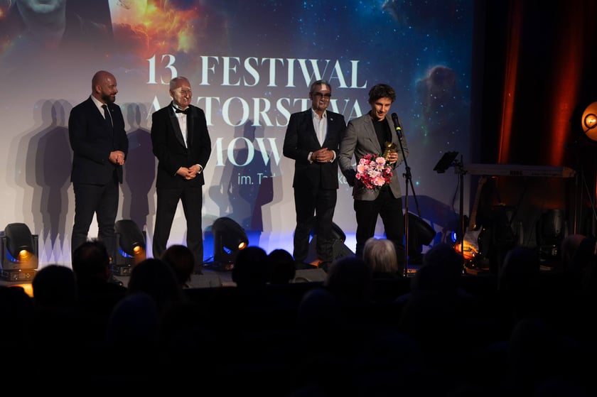 17. Festiwal Reżyserii Filmowej im. Sylwestra Chęcińskiego i 13. Festiwal Aktorstwa Filmowego im. Tadeusza Szymkowa trwały we Wrocławiu od 6 do 11 kwietnia.